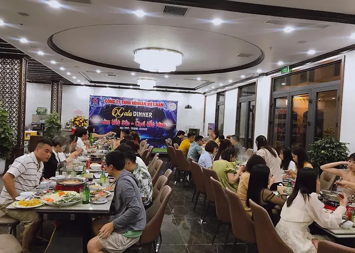 Sunland And Restaurant