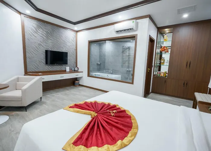 Sunland And Restaurant Khách sạn 4*