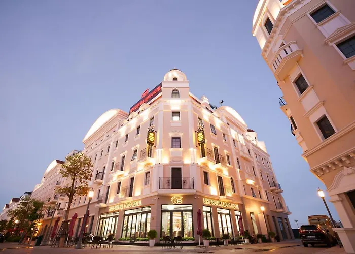 Khách sạn Sunland And Restaurant 4*