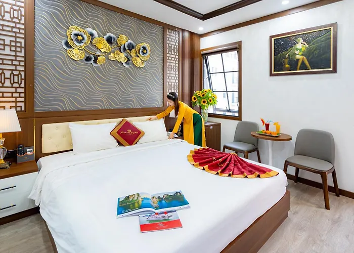 Sunland And Restaurant 4* Hạ Long