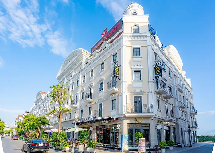 Sunland And Restaurant Hạ Long